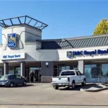 100-420 Manning Crossing NW is located at the epicentre of Edmonton’s business, industrial, and retail centre.